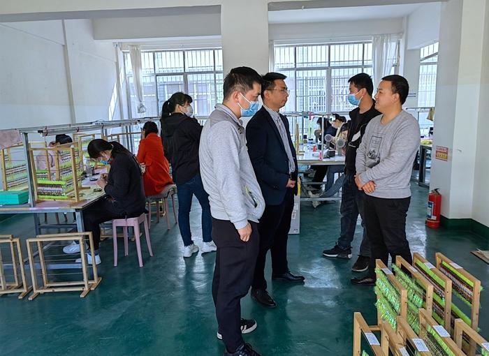 稳岗就业促发展，就近服务暖人心